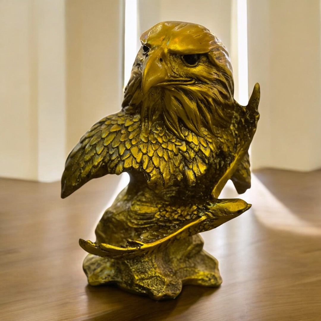 Majestic hawk