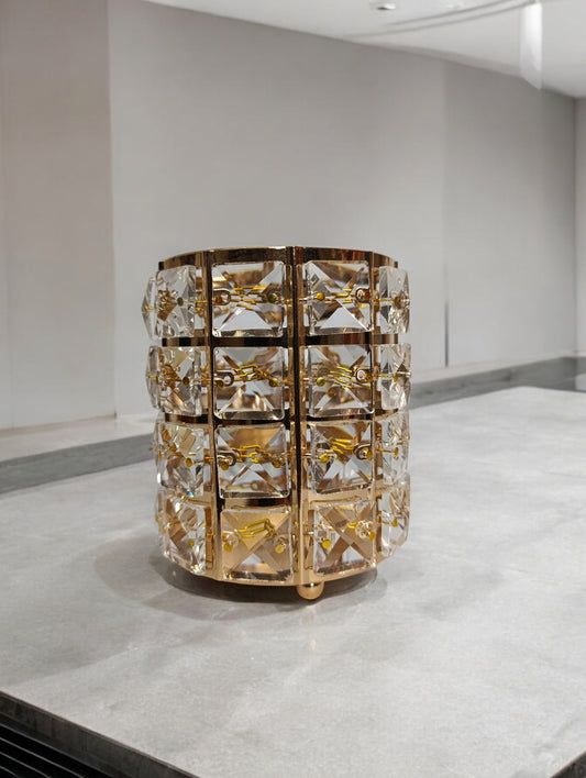 Crystal holder