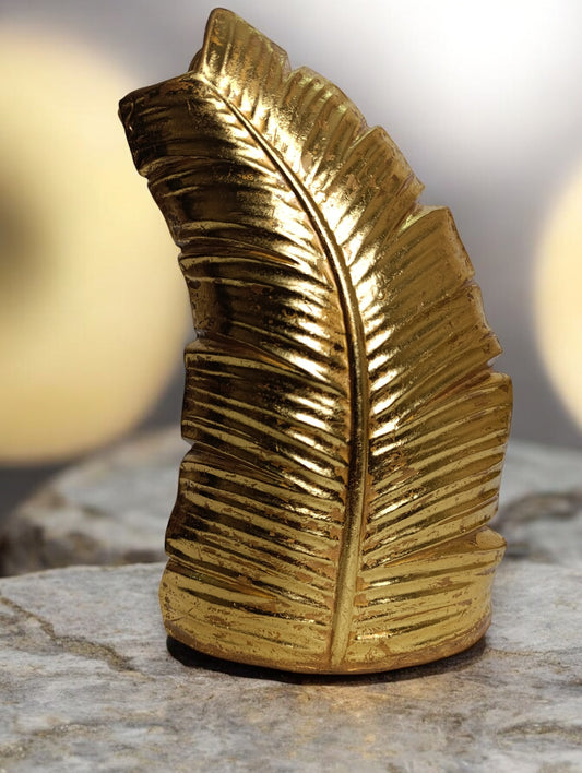 Golden vase
