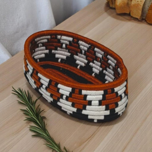1 pc Oval shape basket