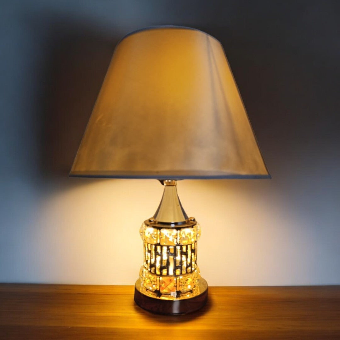 Metal lamp with crystal beads