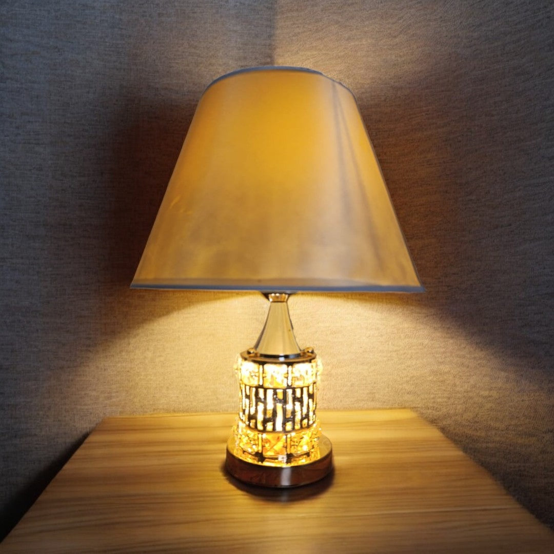 Metal lamp with crystal beads