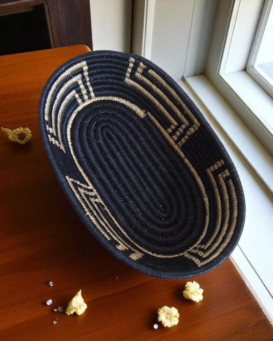 Noir Palm Oval Basket